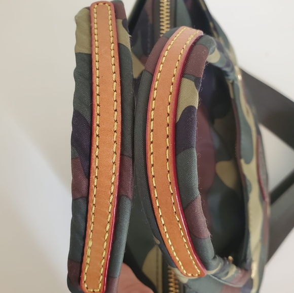 nwot MZ Wallace Soho Camo Tote and Crossbody Bag - Picture 2 of 10